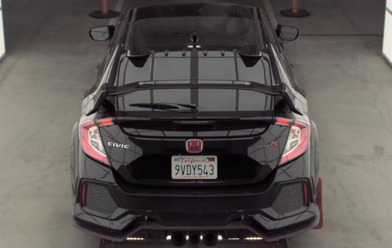 Used 2018 Honda Civic Type R image 5