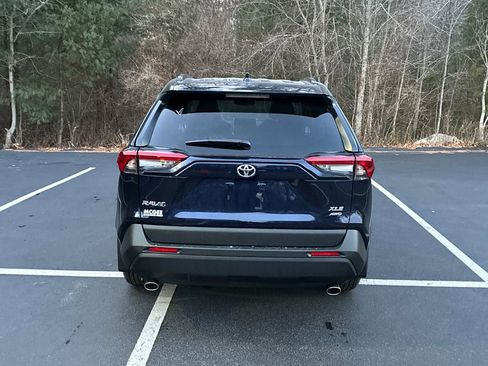 New 2025 Toyota RAV4 XLE w/ Convenience Package image 5