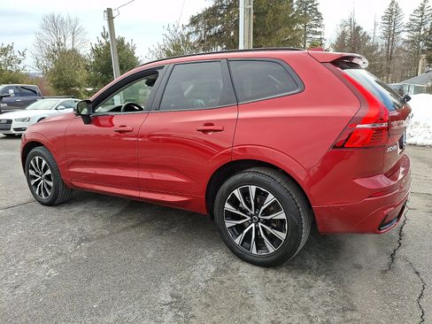 Certified 2023 Volvo XC60 B5 Plus w/ Climate Package AWD/4WD image 4