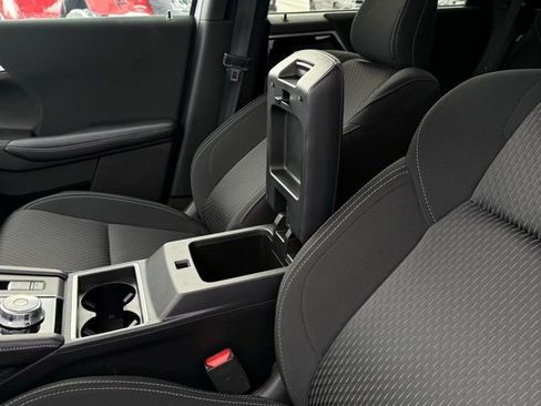 Used 2023 Mitsubishi Outlander ES image 29