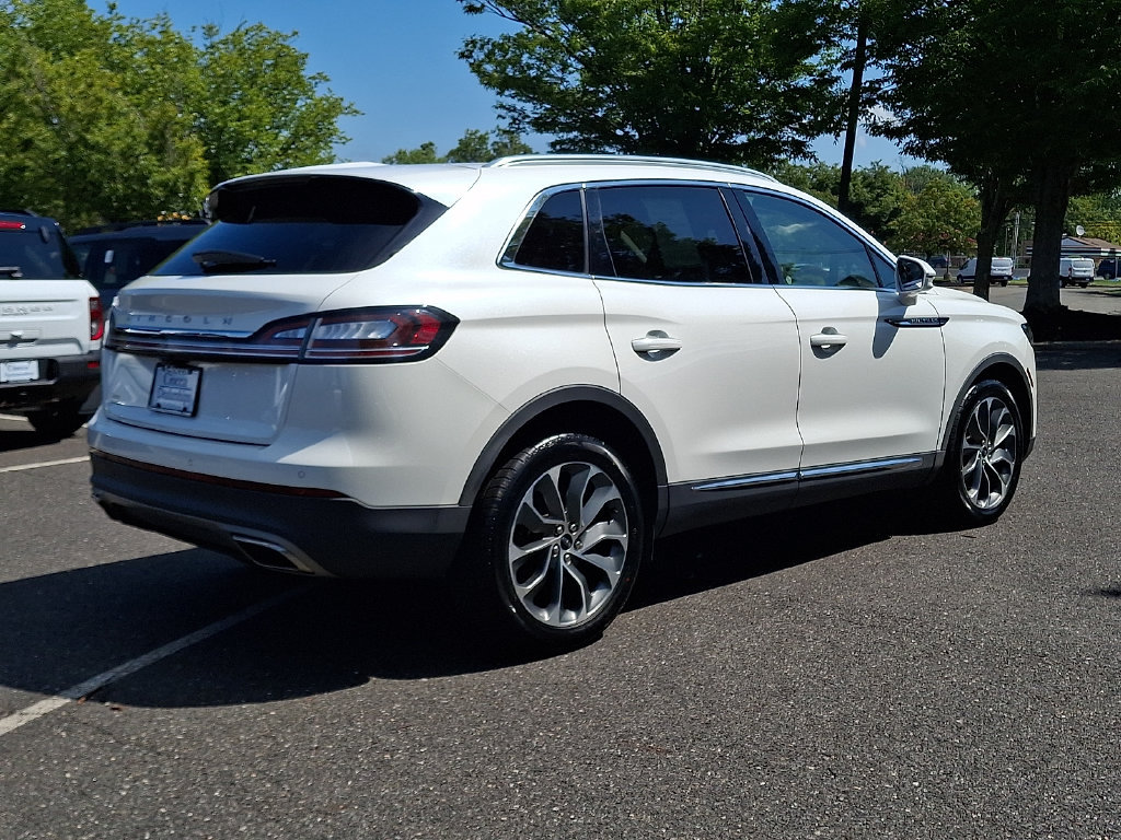 Certified 2023 Lincoln Nautilus Reserve AWD/4WD image 9