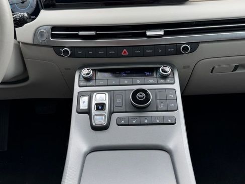 Used 2023 Hyundai Palisade Limited FWD image 24