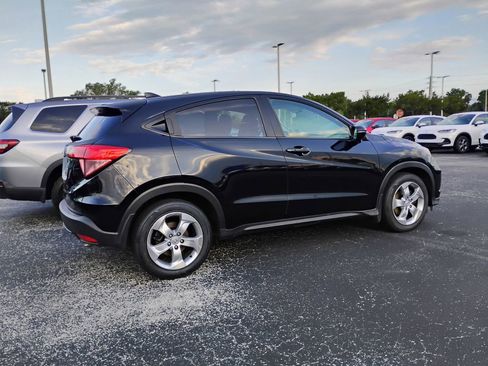 Used 2016 Honda HR-V EX image 5