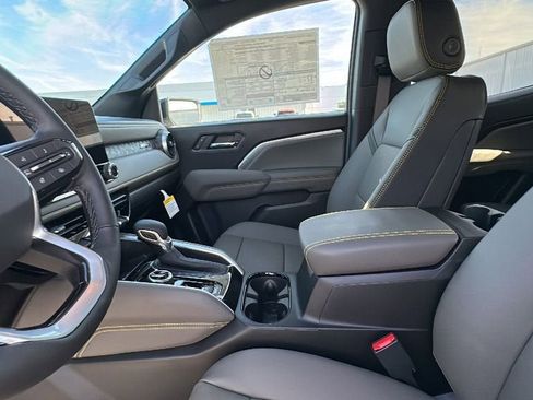 New 2026 Chevrolet Colorado ZR2 w/ Technology Package image 12