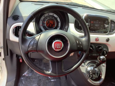 Used 2016 FIAT 500 Pop w/ Italia Package FWD image 14