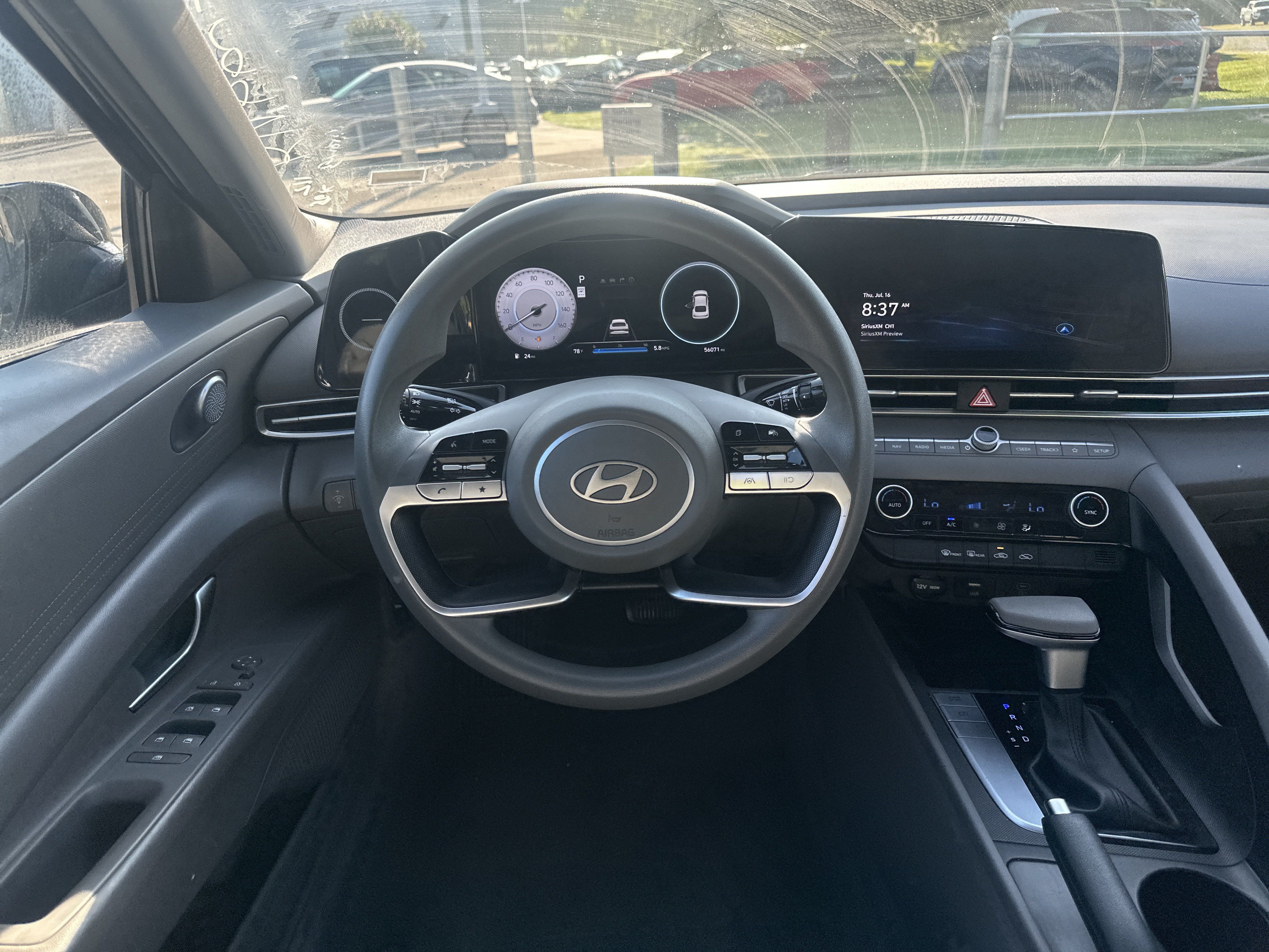 Used 2024 Hyundai Elantra SEL FWD image 23