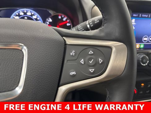 Used 2023 GMC Terrain Denali w/ Denali Premium Package image 13