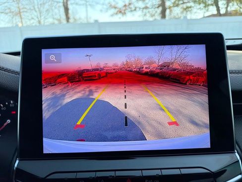 Used 2024 Jeep Compass Trailhawk w/ Sun and Sound Group image 21