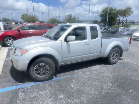 Used 2017 Nissan Frontier PRO-4X image 1