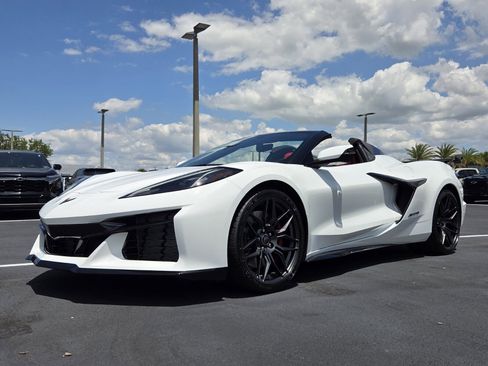 New 2026 Chevrolet Corvette Z06 RWD image 2