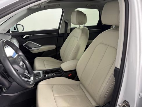 Used 2023 Audi Q3 2.0T Premium w/ Convenience Package AWD/4WD image 11