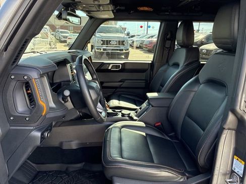 Used 2024 Ford Bronco Badlands image 18