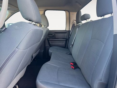 Used 2019 RAM 1500 Express image 13