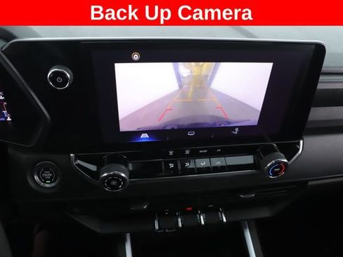 Used 2023 Chevrolet Colorado Trail Boss w/ Advanced Trailering Package AWD/4WD image 5