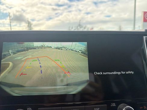 Certified 2025 Nissan Frontier SV w/ SV Convenience Package image 34