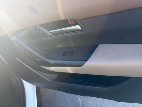 Used 2025 MAZDA CX-50 AWD 2.5 S w/ Weather Package image 22