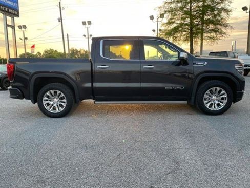 Used 2023 GMC Sierra 1500 Denali w/ Denali Reserve Package image 8