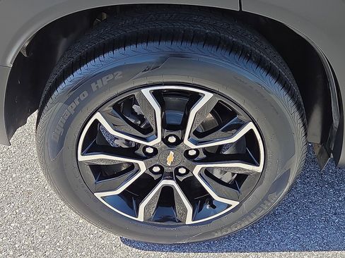 Used 2023 Chevrolet TrailBlazer ACTIV w/ Sun and Liftgate Package FWD image 7