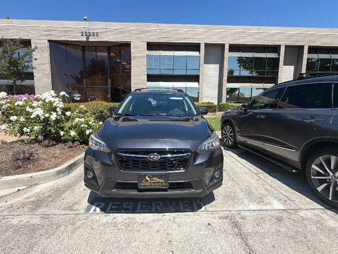 Used 2018 Subaru Crosstrek 2.0i Premium w/ Eyesight System AWD/4WD image 3