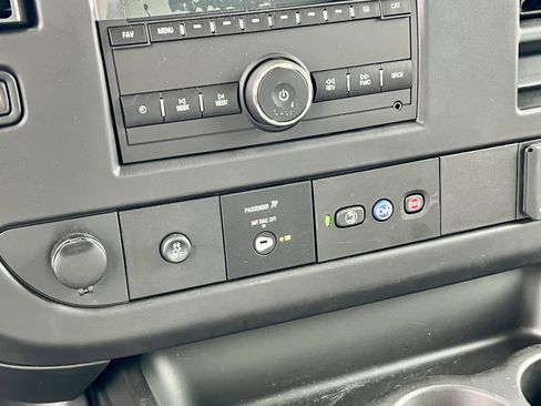 New 2025 GMC Savana 3500 Extended w/ Power Convenience Package RWD image 16