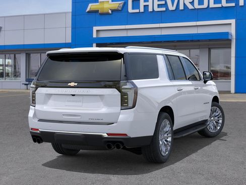 New 2026 Chevrolet Suburban Premier w/ Sun And Tow Package image 4