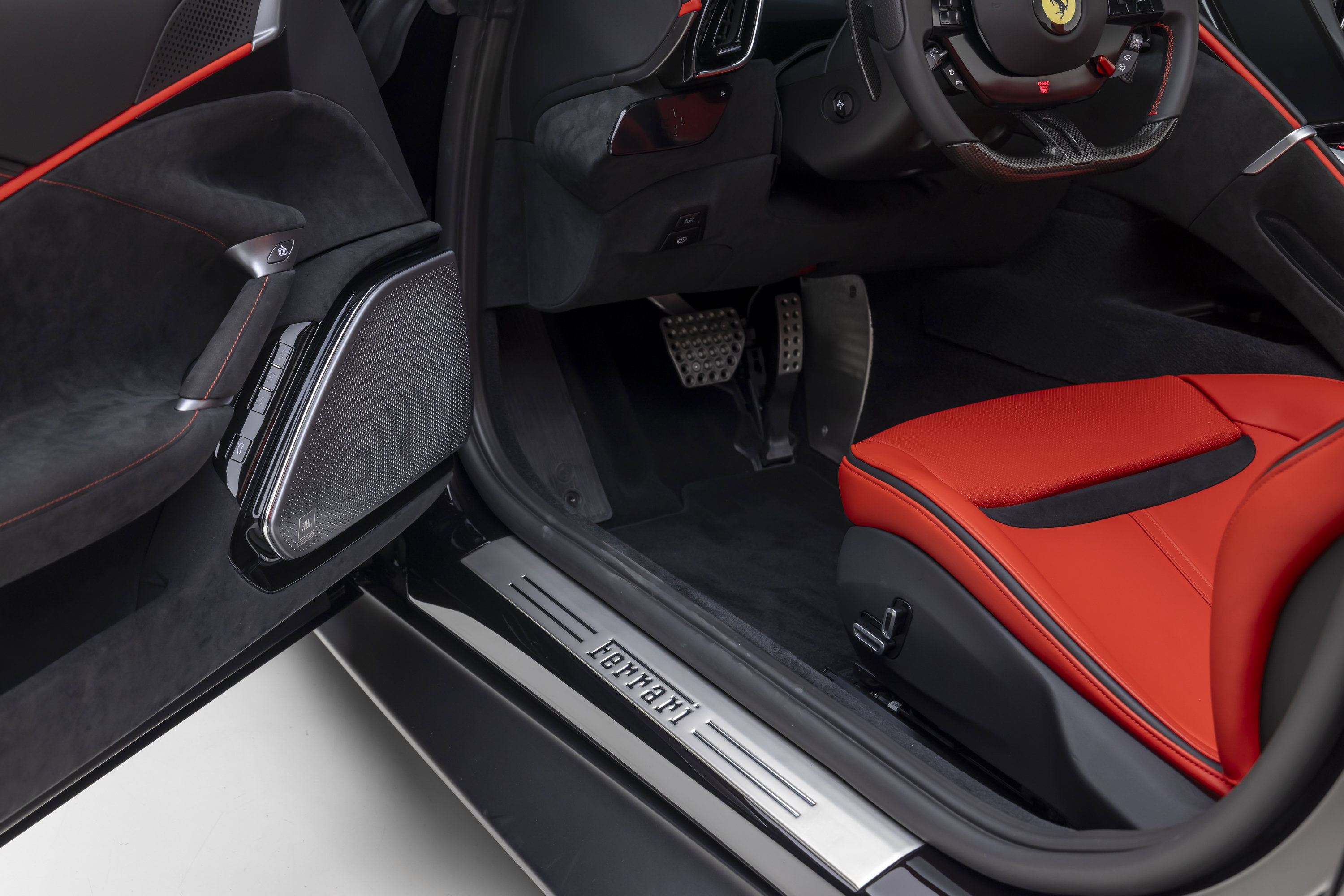 Certified 2026 Ferrari Roma Spider RWD image 84