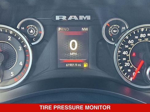Used 2024 RAM 2500 Big Horn w/ Off Road Package AWD/4WD image 30