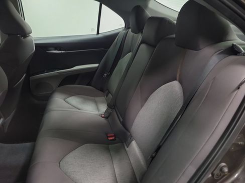 Used 2019 Toyota Camry LE FWD image 26