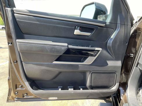 Used 2023 Toyota Tundra Limited AWD/4WD image 21