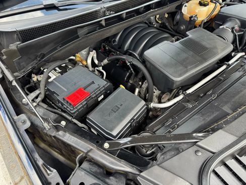 Used 2022 Cadillac Escalade ESV Luxury image 31