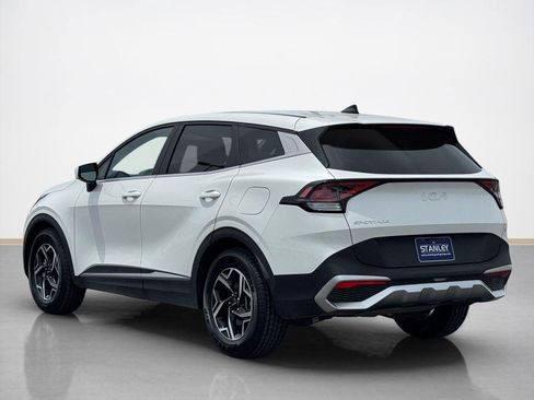 Used 2023 Kia Sportage LX FWD image 5