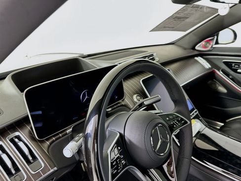 New 2026 Mercedes-Benz Maybach S 580 4MATIC image 10