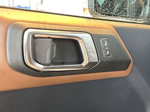 Used 2022 Ford Bronco Outer Banks image 23