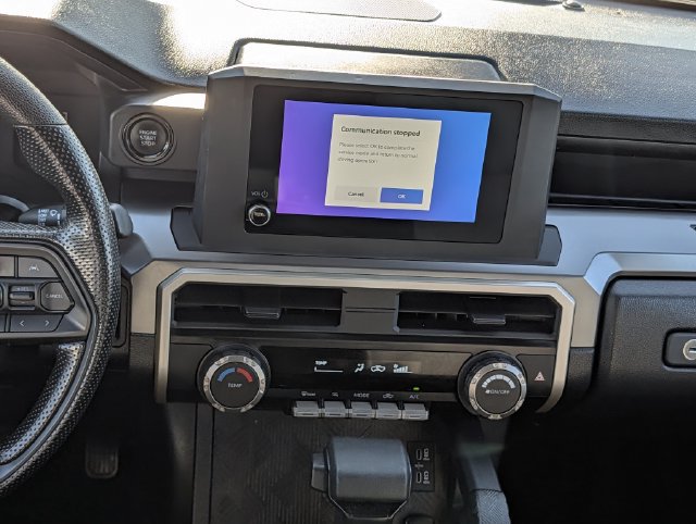 Used 2025 Toyota Tacoma SR5 AWD/4WD image 15