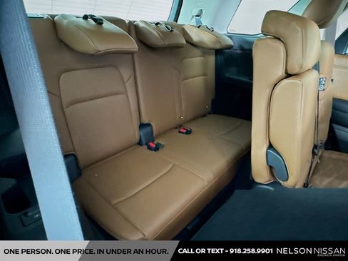 Certified 2025 Nissan Pathfinder Platinum w/ Cargo Package FWD image 29