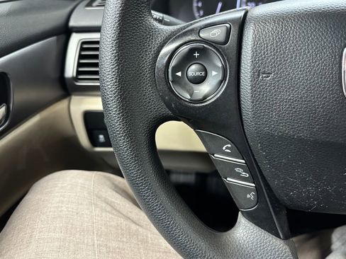 Used 2015 Honda Accord LX image 15