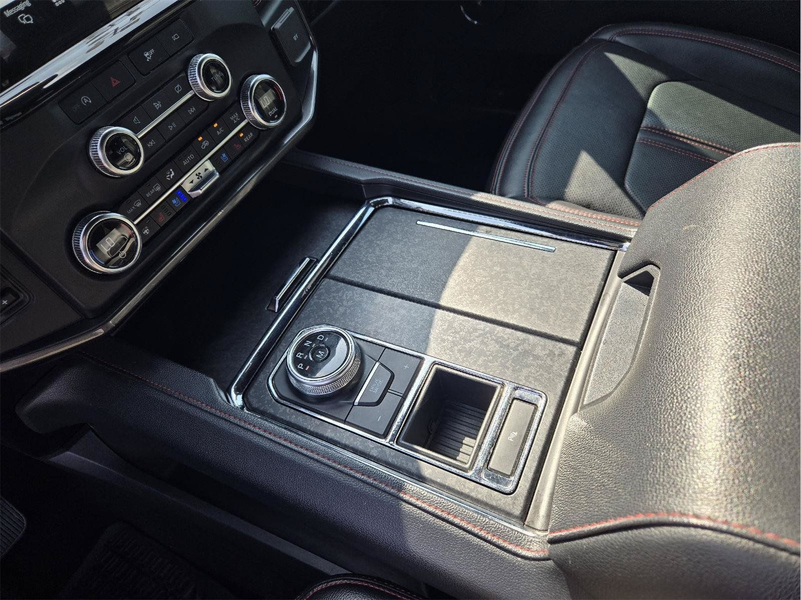 Used 2023 Ford Expedition Limited RWD image 18