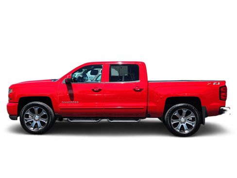 Used 2018 Chevrolet Silverado 1500 LT w/ All Star Edition AWD/4WD image 2