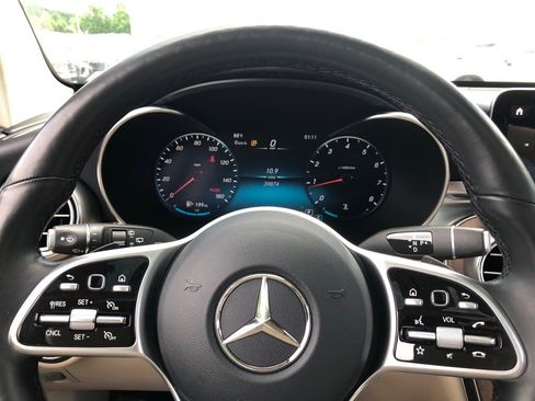 Used 2021 Mercedes-Benz GLC 300 4MATIC w/ Multimedia Package image 18