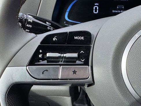 Certified 2025 Hyundai Elantra Sport image 19