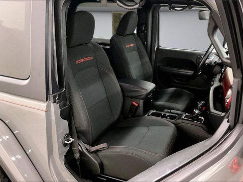 Used 2018 Jeep Wrangler Rubicon AWD/4WD image 28