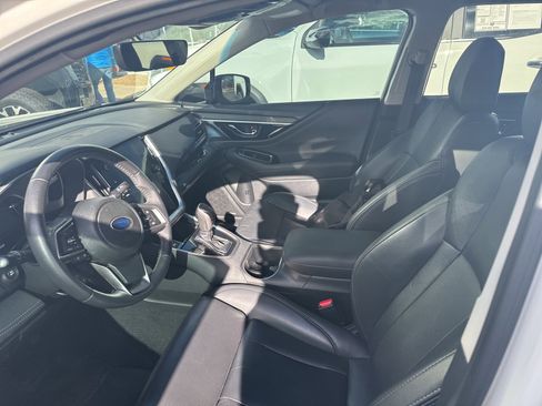 Used 2020 Subaru Outback Limited w/ Popular Package #2 image 3