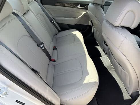 Used 2016 Hyundai Sonata Limited image 20