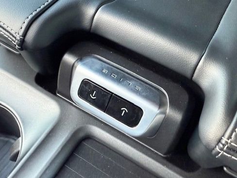 New 2025 Ford Expedition Max Platinum w/ Stealth Performance Package image 30