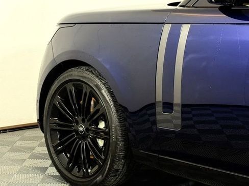 Certified 2023 Land Rover Range Rover Long Wheelbase SE image 13