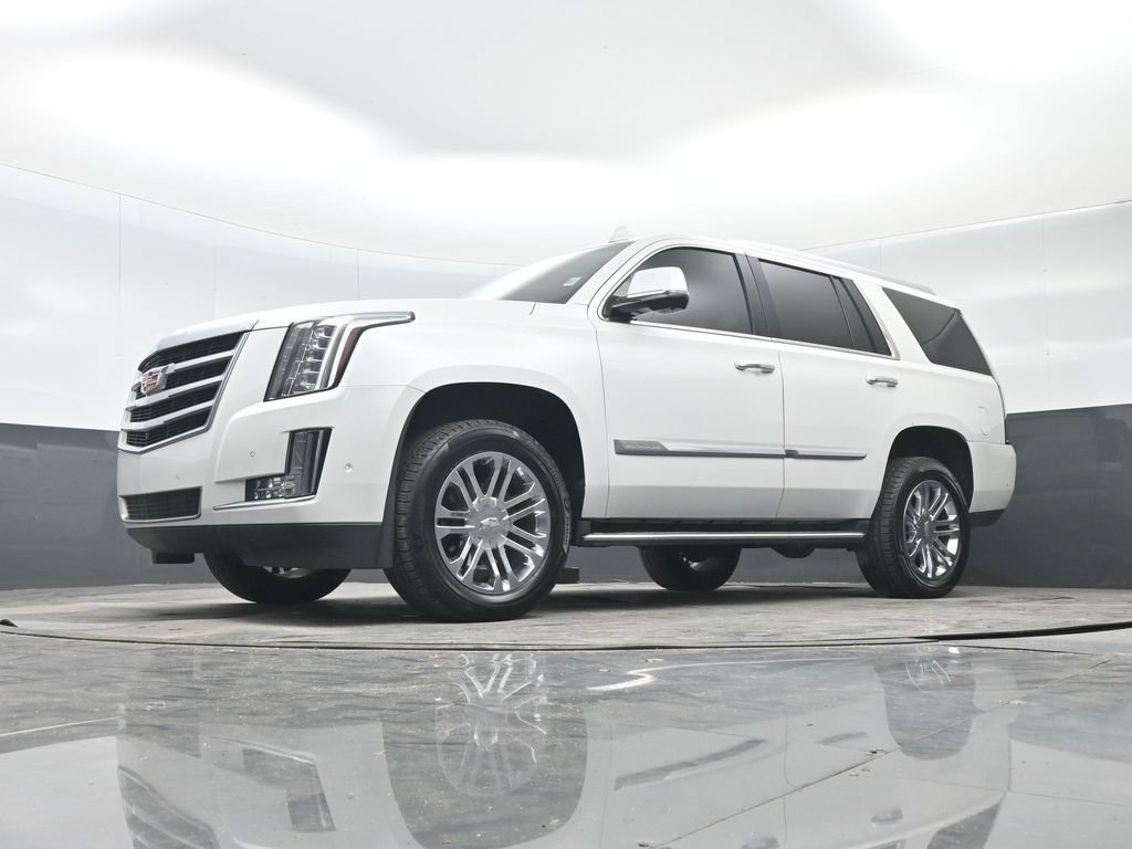 Used 2019 Cadillac Escalade 2WD image 26