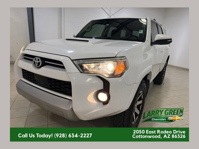 Used 2020 Toyota 4Runner TRD Off-Road Premium AWD/4WD image 1