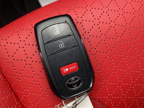 Used 2025 Toyota 4Runner SR5 image 33