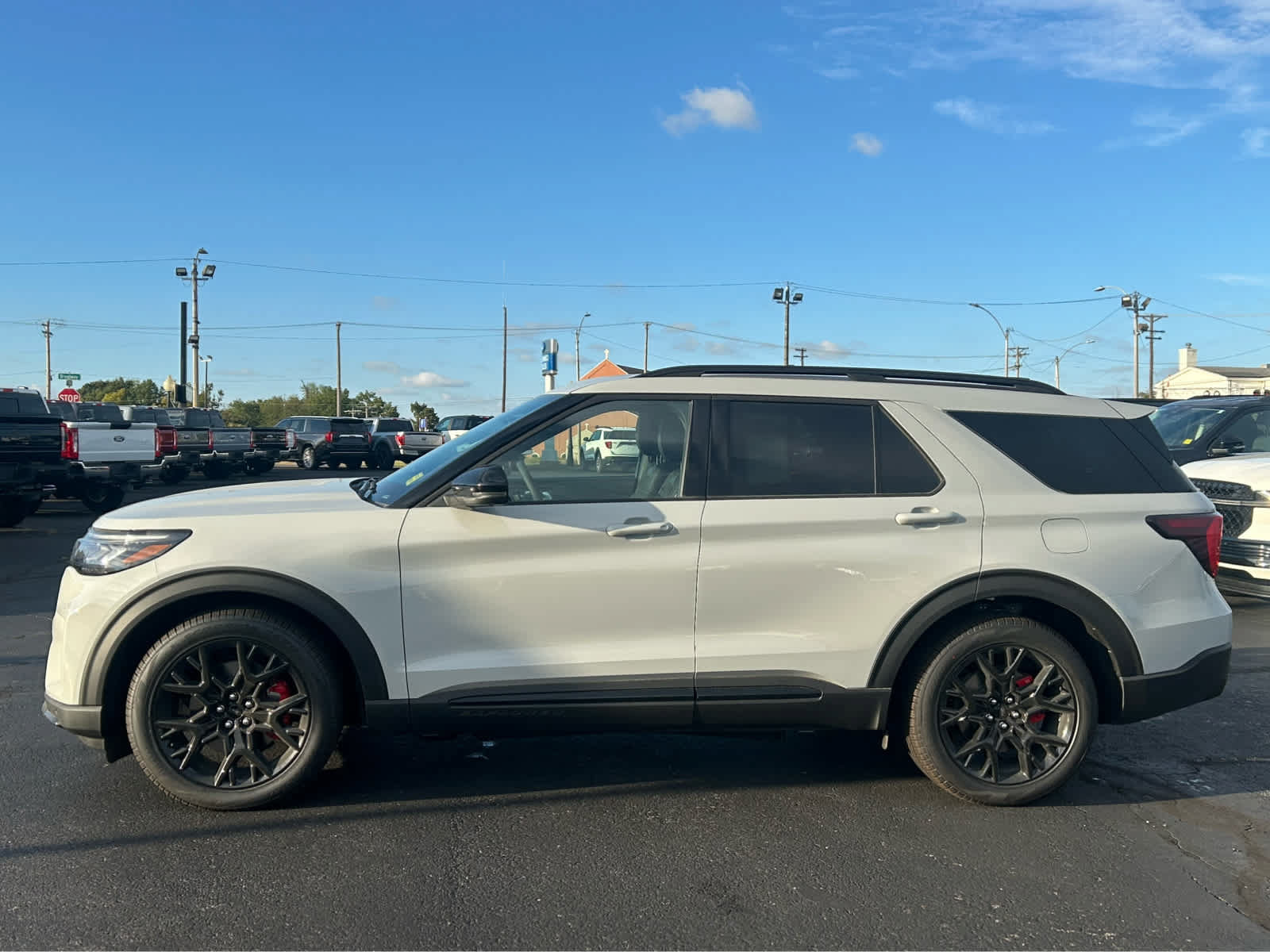 New 2027 Ford Explorer ST w/ Sun And Sound Package AWD/4WD image 1
