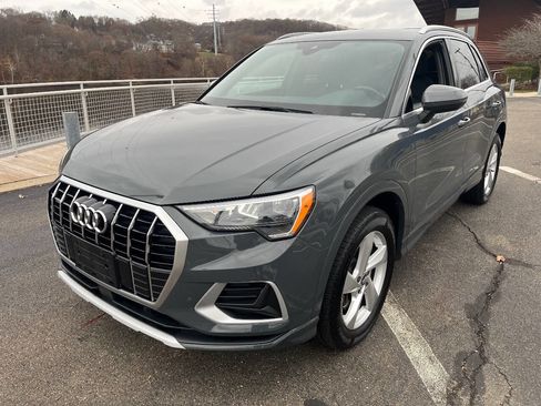Used 2020 Audi Q3 2.0T Premium w/ Convenience Package image 5